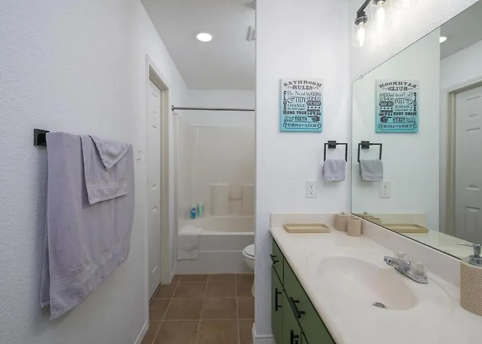 Stylish Pet Friendly 3br With Fenced Backyard * Killeen